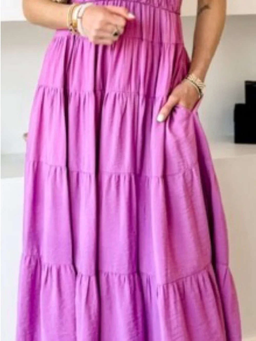 Abercrombie & Fitch lightweight tiered